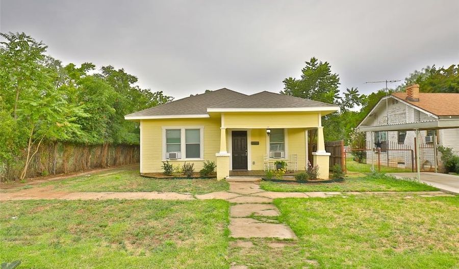 882 Clinton St, Abilene, TX 79603 - 2 Beds, 1 Bath