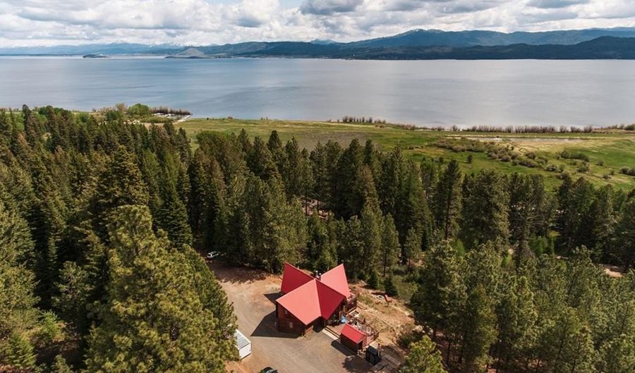 947 Thompson Dr, Cascade, ID 83611 - 3 Beds, 4 Bath