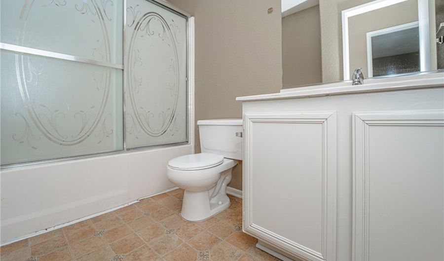 14760 Sandstone, Adelanto, CA 92301 - 4 Beds, 3 Bath