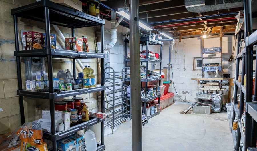 1419 22nd St, Bedford, IN 47421 - 4 Beds, 3 Bath