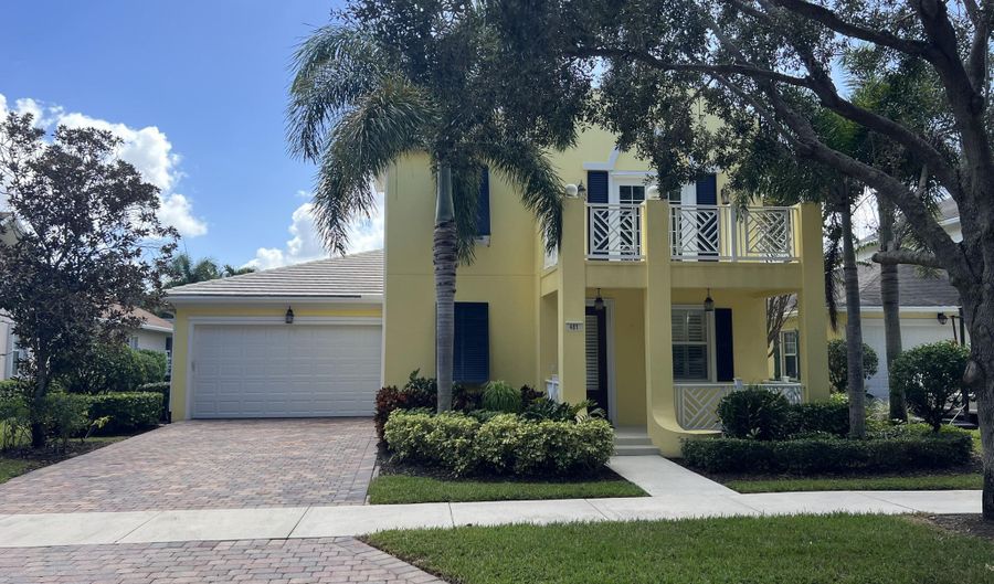 481 Caravelle Dr, Jupiter, FL 33458 - 5 Beds, 4 Bath