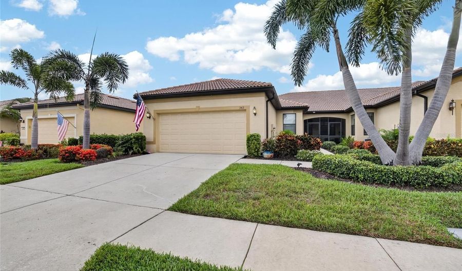 342 BLUEWATER FALLS Ct, Apollo Beach, FL 33572 - 3 Beds, 2 Bath