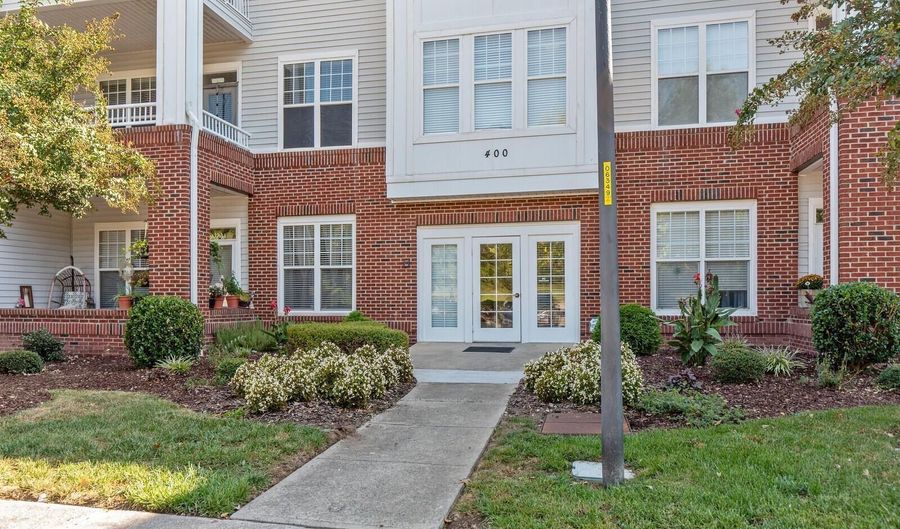 436 Eyam Hall Ln, Apex, NC 27502 - 3 Beds, 2 Bath