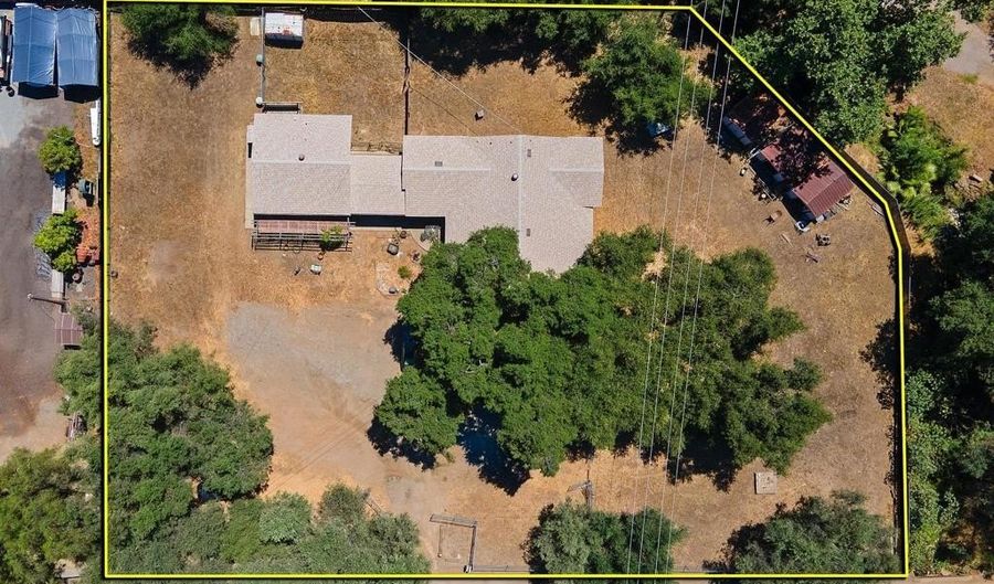 1453 OLIVEWOOD Ln, Alpine, CA 91901 - 2 Beds, 0 Bath