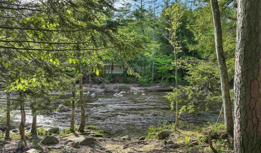 404 US Route 302, Bartlett, NH 03838 - 9 Beds, 6 Bath