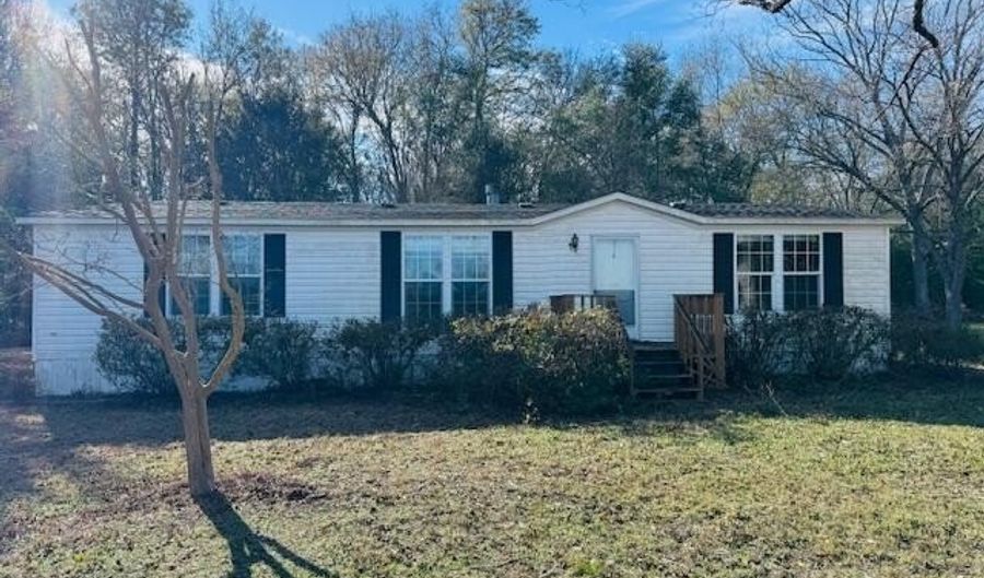 4887 Burtons Ferry Hwy, Allendale, SC 29810 - 3 Beds, 2 Bath