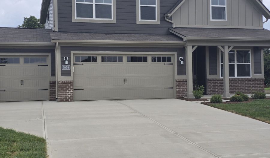 1059 Marston Ln, Avon, IN 46123 - 5 Beds, 3 Bath
