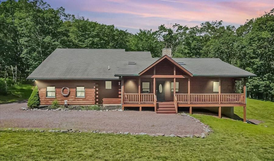 171 Kilmer Trl, Albrightsville, PA 18210 - 4 Beds, 4 Bath