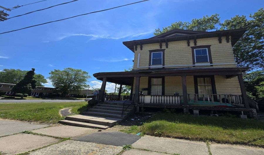 100 Division St 4, Amsterdam, NY 12010 - 1 Beds, 1 Bath
