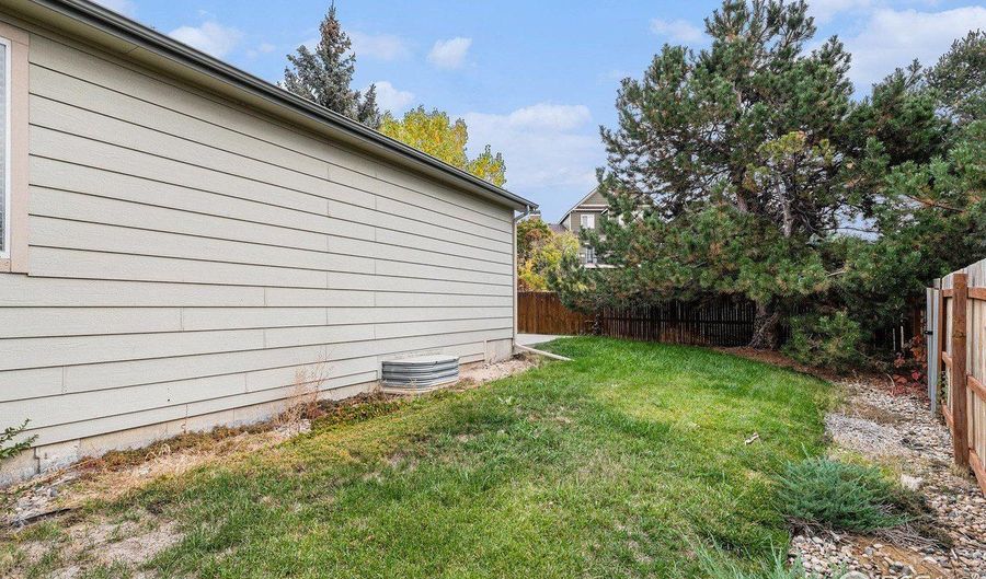 20822 E Princeton Pl, Aurora, CO 80013 - 3 Beds, 2 Bath