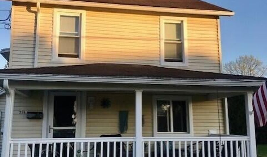 221 E 9TH St, Bloomsburg, PA 17815 - 2 Beds, 2 Bath