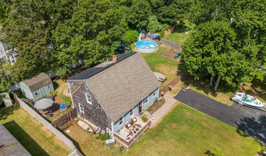 59 Belvedere Dr, Bristol, RI 02809 - 4 Beds, 2 Bath