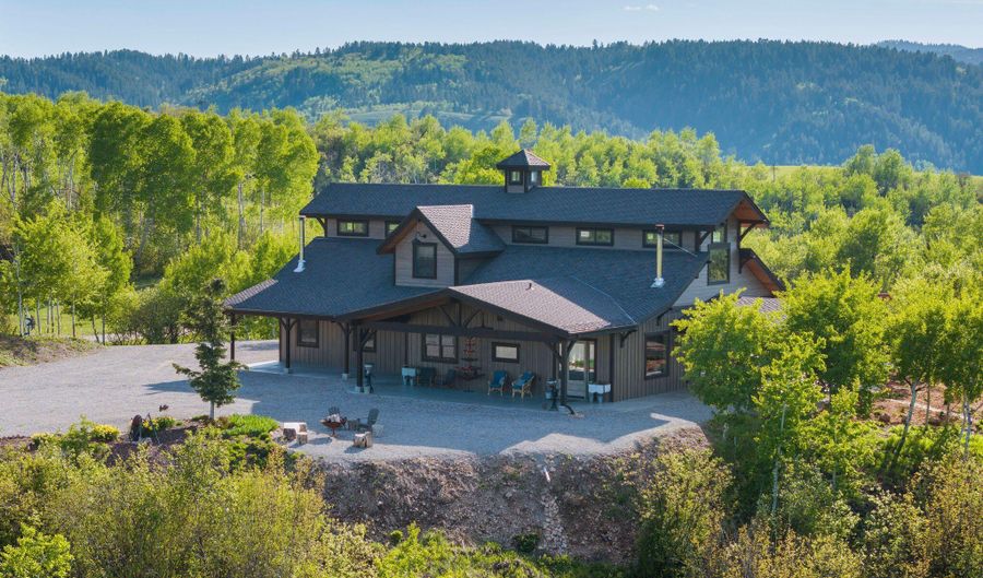 440 STRAWBERRY HILLS Dr, Bedford, WY 83112 - 3 Beds, 2 Bath