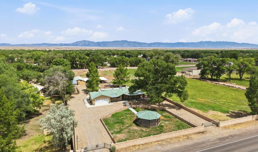 1600 W Bosque Loop, Bosque Farms, NM 87068 - 4 Beds, 3 Bath