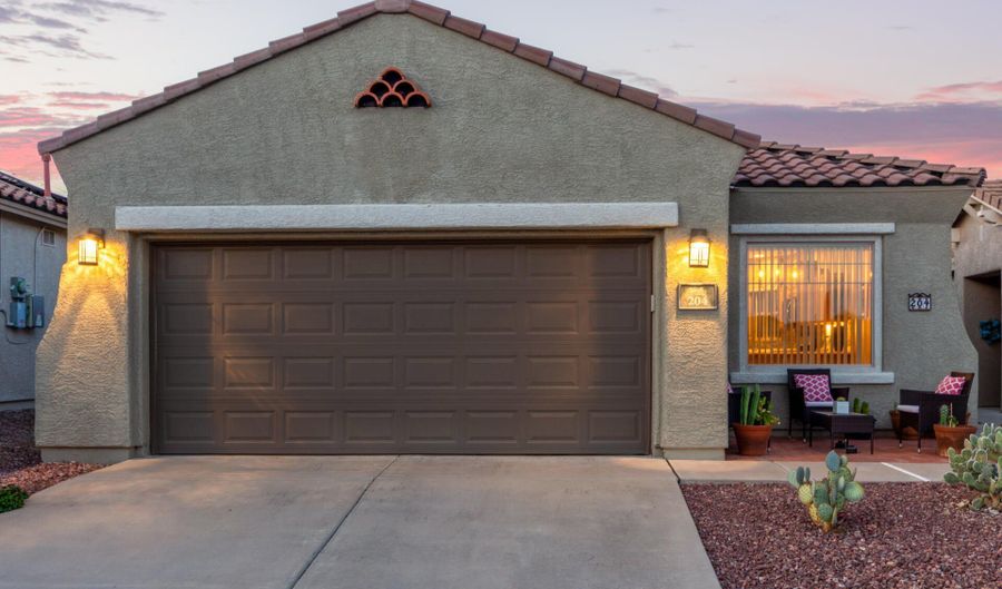 204 W Calle Media Luz, Sahuarita, AZ 85629 - 2 Beds, 2 Bath