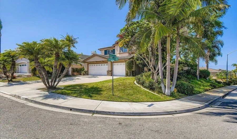 6709 Lonicera St, Carlsbad, CA 92011 - 4 Beds, 3 Bath