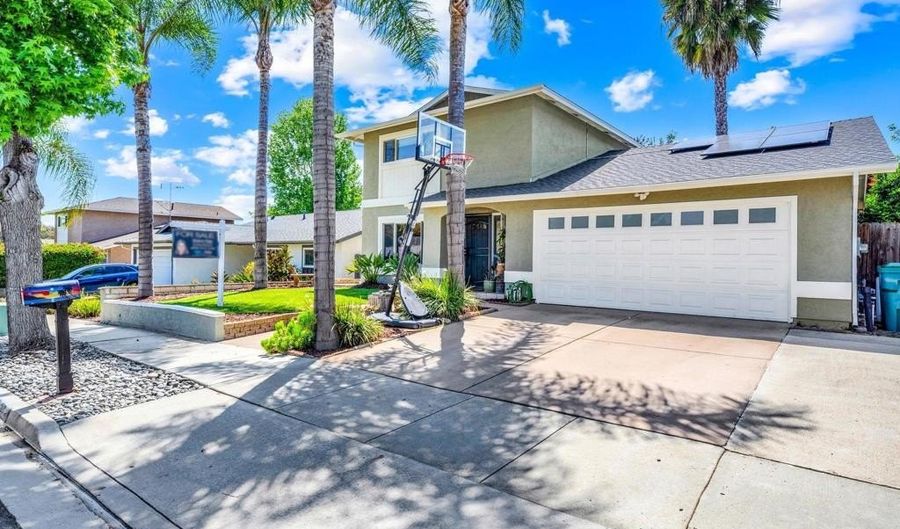 3221 Camarillo Ave, Oceanside, CA 92056 - 4 Beds, 2 Bath