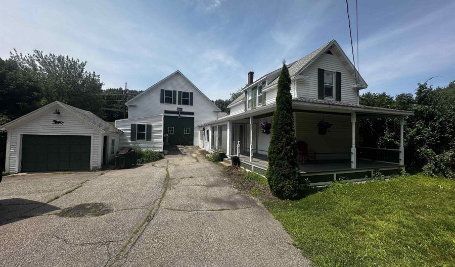 410 Wallace Rd, Bedford, NH 03110 - 3 Beds, 1 Bath