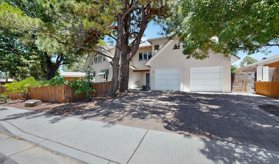 1400 Solano Dr NE, Albuquerque, NM 87110 - 4 Beds, 3 Bath