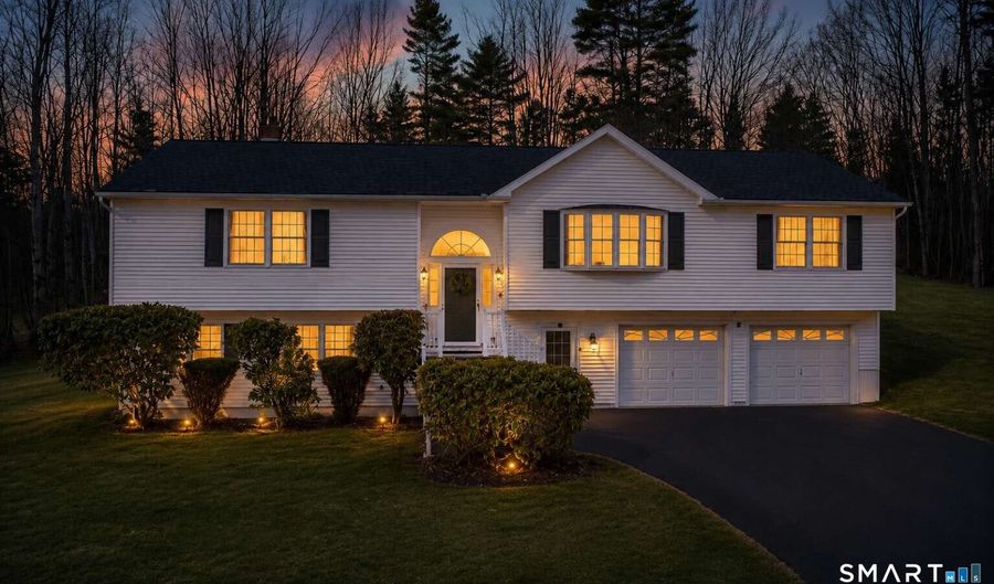 219 Wood Creek Rd, Bethlehem, CT 06751 - 3 Beds, 3 Bath