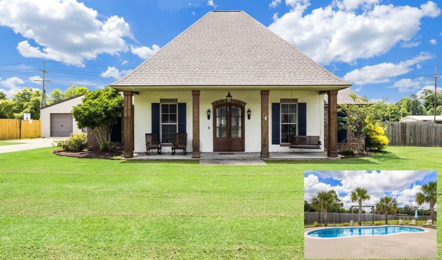137 Risley Rd, Arnaudville, LA 70512 - 4 Beds, 3 Bath