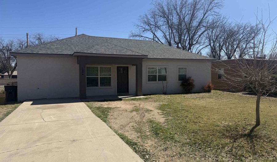 1006 N Sixth St, Carlsbad, NM 88220 - 4 Beds, 2 Bath
