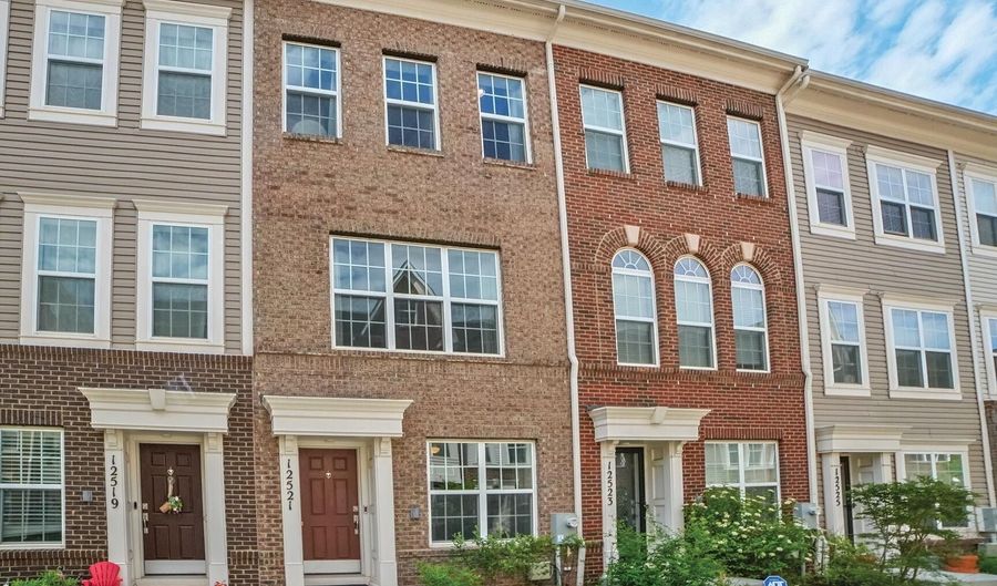 12521 HONEY LOCUST Way, Beltsville, MD 20705 - 3 Beds, 4 Bath