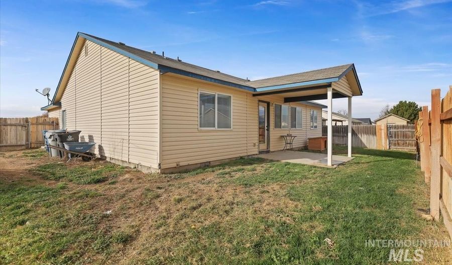 3819 Topeka Ave, Caldwell, ID 83605 - 3 Beds, 2 Bath