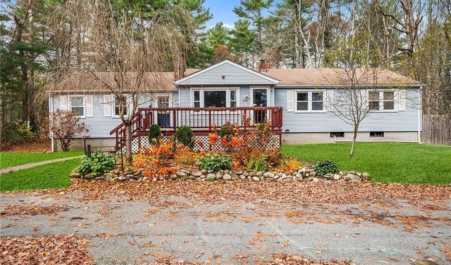 1150 Plainfield Pike, Coventry, RI 02827 - 5 Beds, 2 Bath