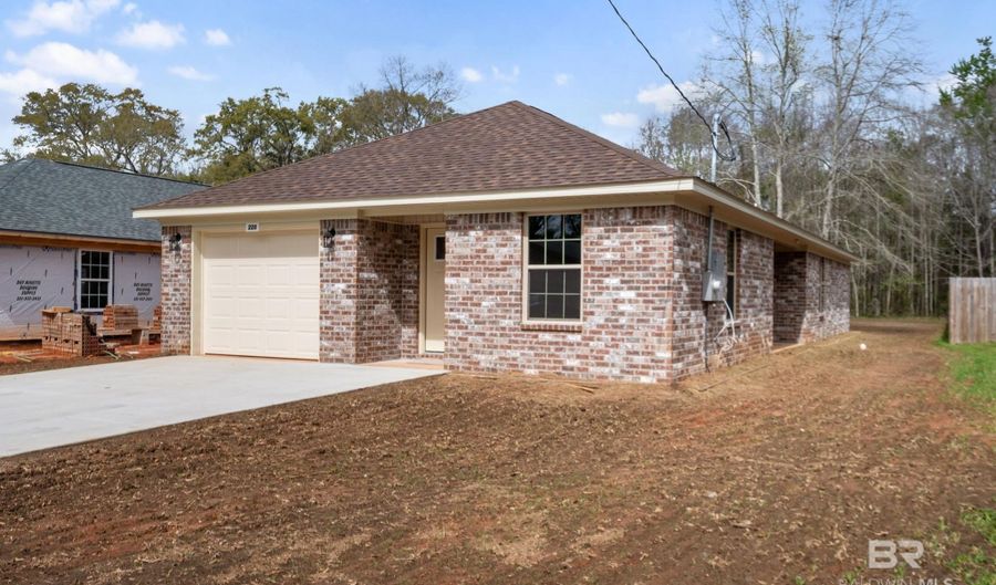 228 W 16th St, Bay Minette, AL 36507 - 3 Beds, 2 Bath
