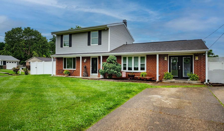 269 Bartow Dr, Barboursville, WV 25504 - 4 Beds, 3 Bath