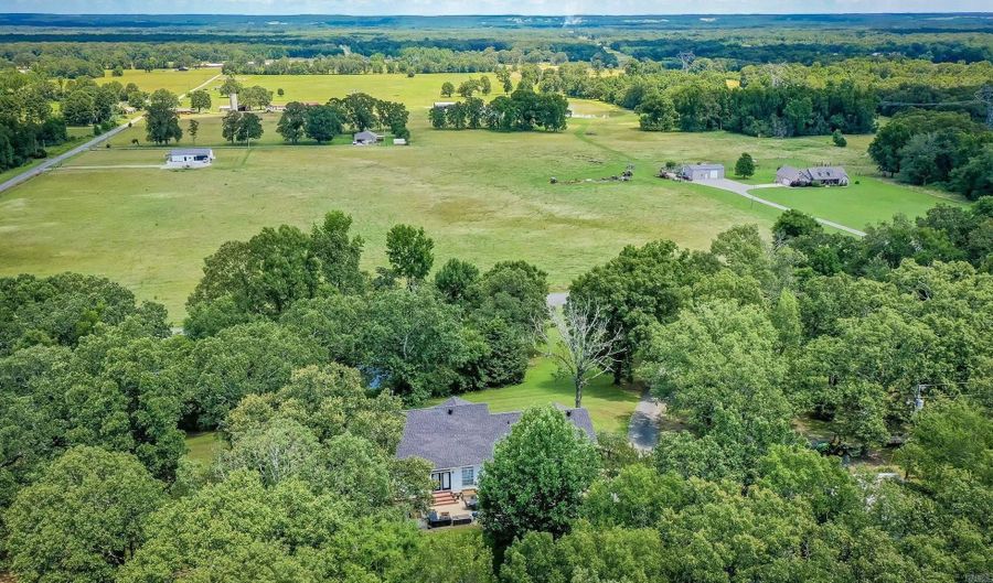 3045 Lewisburg Rd, Austin, AR 72007 - 3 Beds, 2 Bath