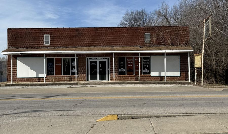 209 N Jefferson St, Ava, MO 65608 - 0 Beds, 0 Bath