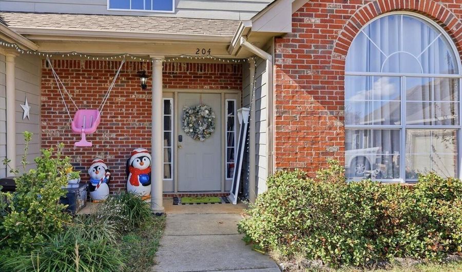 204 Lyle Cir, Brandon, MS 39042 - 4 Beds, 3 Bath
