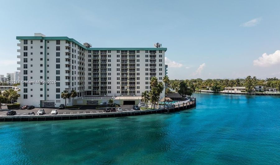 10350 W Bay Harbor Dr 9T, Bay Harbor Islands, FL 33154 - 1 Beds, 1 Bath