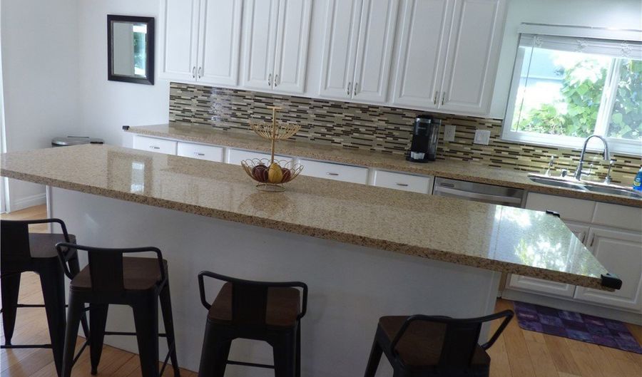 5650 Lake Lindero Dr, Agoura Hills, CA 91301 - 3 Beds, 2 Bath