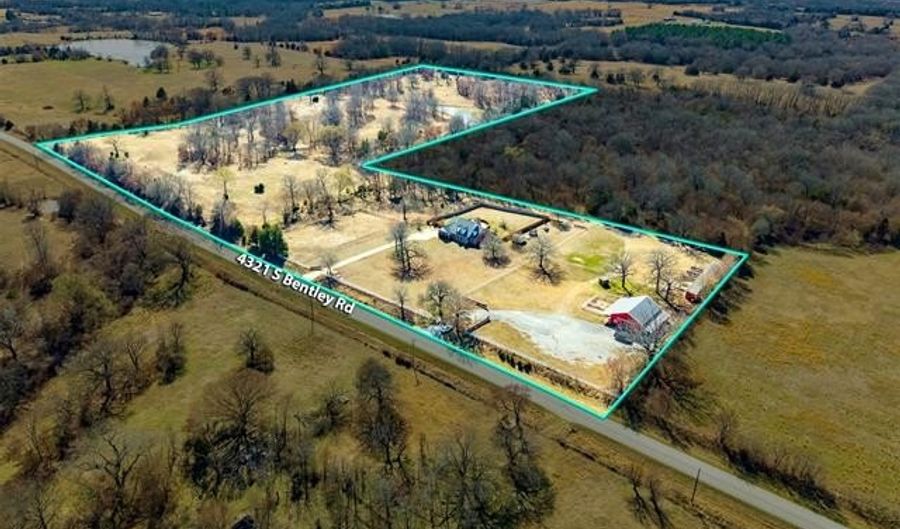 4321 S Bentley Rd, Atoka, OK 74525 - 4 Beds, 3 Bath