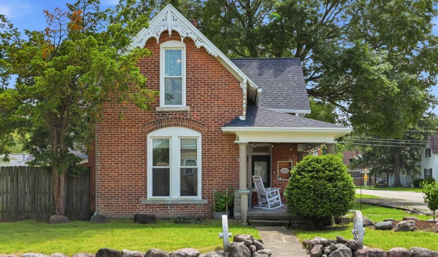 501 E Main St, Arcadia, IN 46030 - 3 Beds, 2 Bath