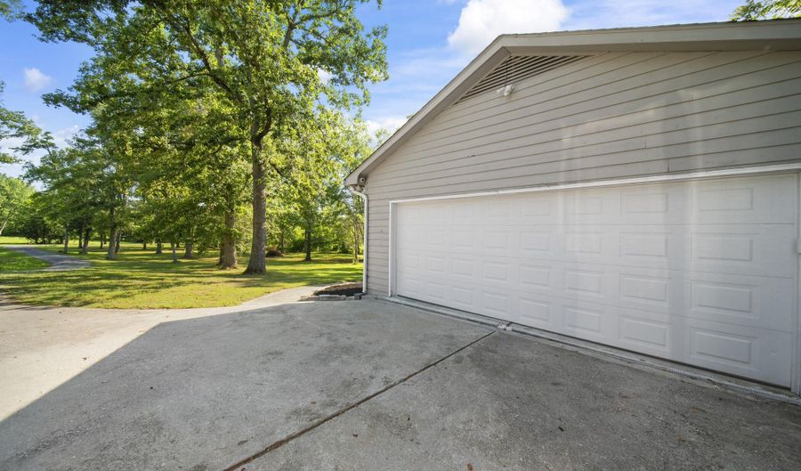 3447 Mountain View Ln, Baneberry, TN 37890 - 4 Beds, 3 Bath
