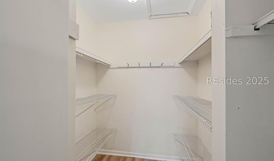 68 Cherokee Farms Rd, Beaufort, SC 29906 - 3 Beds, 2 Bath