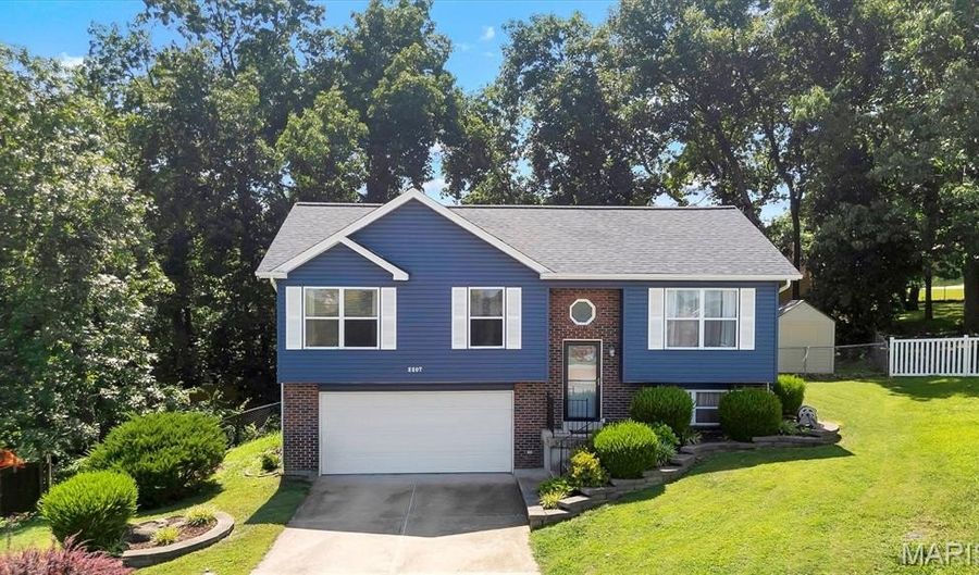 2207 San Simeon Dr, Arnold, MO 63010 - 4 Beds, 2 Bath