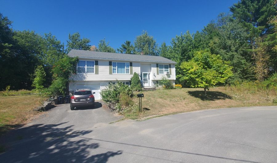 41 Dana Dr, Bangor, ME 04401 - 4 Beds, 3 Bath