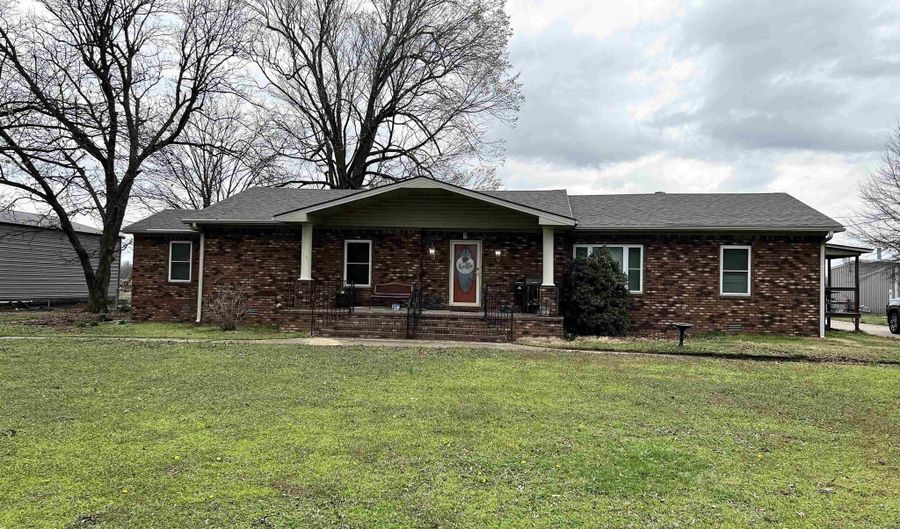 724 E County Road 30 Rd, Gosnell, AR 72315 - 3 Beds, 2 Bath
