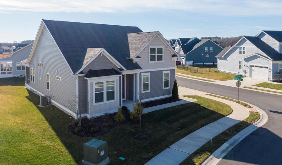 35028 BLACK WALNUT Dr, Lewes, DE 19958 - 4 Beds, 3 Bath