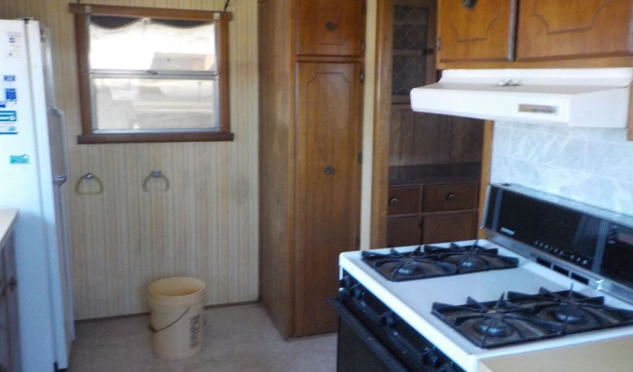 22122 Canal St, Austin, CO 81410 - 2 Beds, 1 Bath