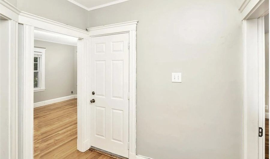 559 Adams St 2, Boston, MA 02124 - 3 Beds, 1 Bath