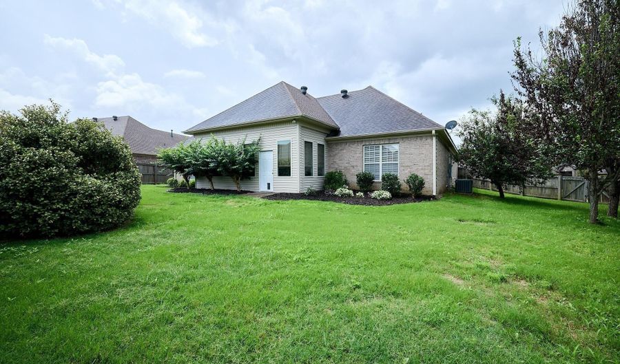 6098 PIERCE MANSE Loop, Benton, AR 72019 - 3 Beds, 3 Bath