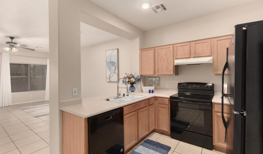 1961 N HARTFORD St 1212, Chandler, AZ 85225 - 3 Beds, 3 Bath