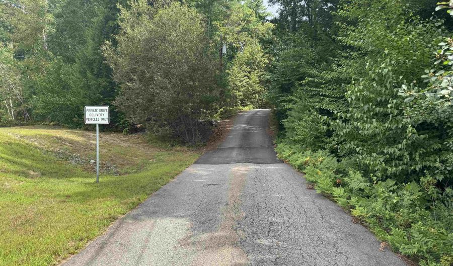335 Calef Hwy 1, Barrington, NH 03825 - 3 Beds, 2 Bath