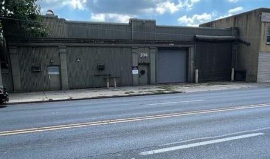 206 E Hamilton, Allentown, PA 18109 - 0 Beds, 0 Bath